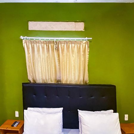 Reddoorz At Sentosa Jaya Helvetia Hotell Medan Eksteriør bilde