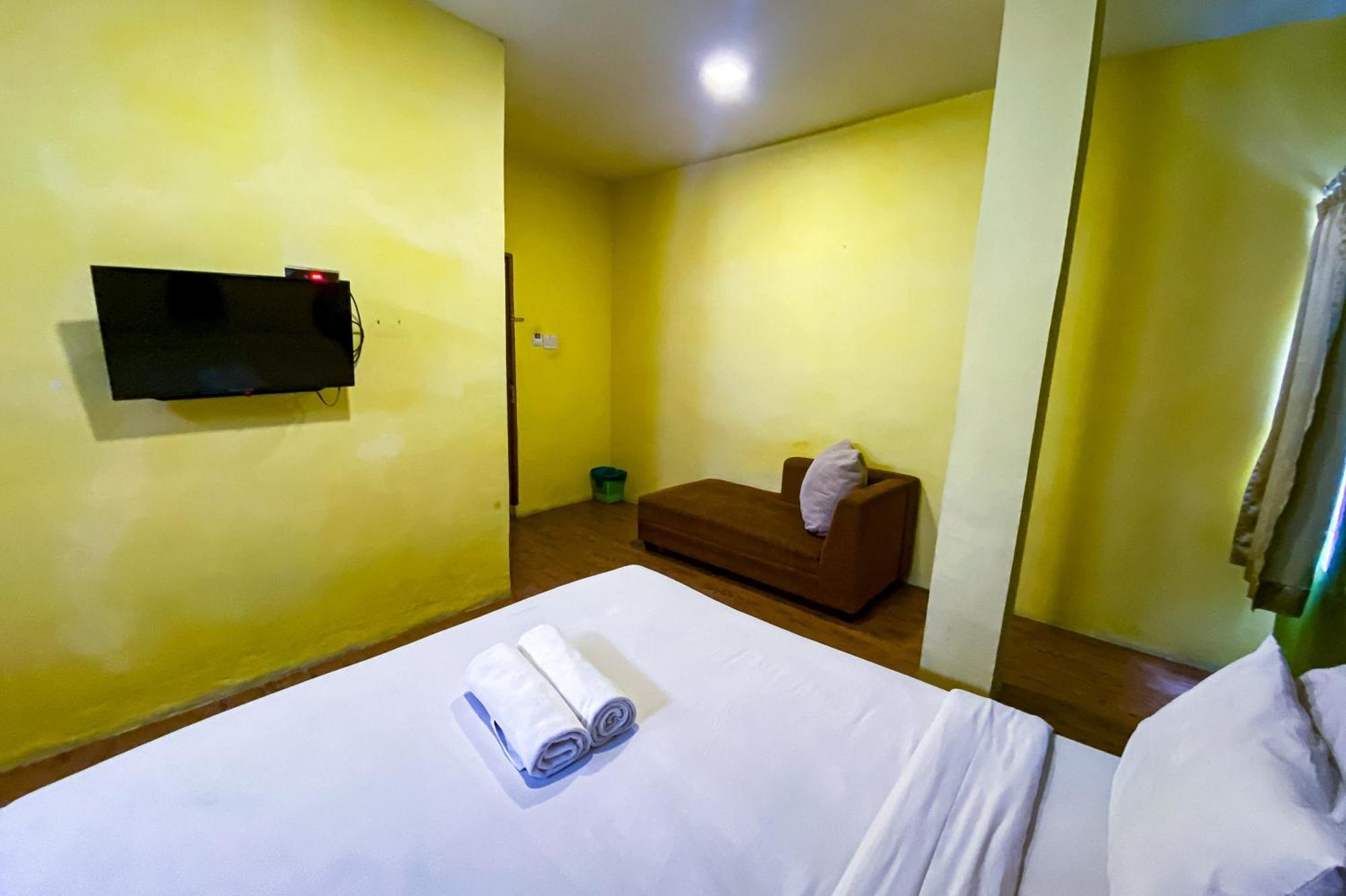 Reddoorz At Sentosa Jaya Helvetia Hotell Medan Eksteriør bilde